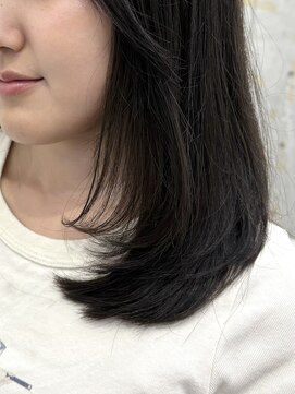 ディジョン(Dijon) 韓国顔まわりレイヤーカットグレージュオリーブベージュブラウン