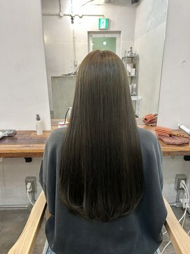 ファルベ(Farbe) 髪質改善/ワンカール/レイヤーカット/ベージュ