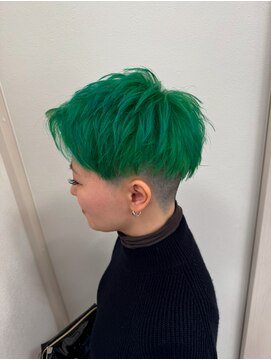 ラッツ(RATS) 派手髪必見！ブリーチ1回原色グリーン