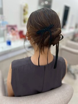 エレラビューティー(ELERA beauty) ヘアアレンジ/ヘアセット/アップ/シニヨン巻き
