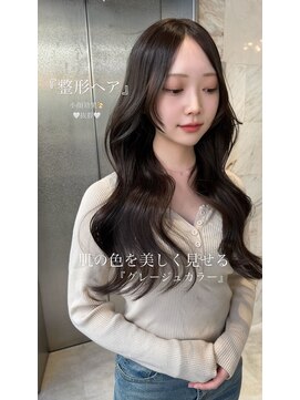 リリー(Lilley) ハッシュカット×小顔レイヤー×韓国風巻き×髪質改善