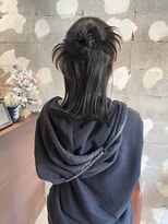 ソワ 四日市(soie)&nbsp;【soie/shiho】カチモリハーフアップ