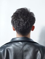 アルファ 新宿(alpha)&nbsp;フェザーパーマ/ブルーブラック/刈り上げセンターパート[新宿]