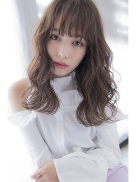 ヘアーアンドメイク ファット(Hair&Make PHAT) ゆるふわウェーブシルキーグレージュカラー20代30代