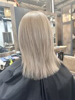 ベレッタ 松井山手店(veretta.)&nbsp;ホワイトベージュ【小野山　香苗】