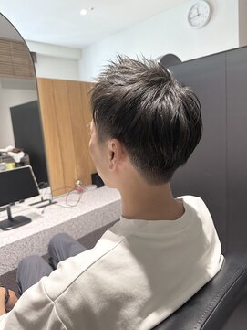 アスール(AZUL) 爽やかツーブロックスタイル