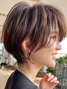 ハルキ ミナト ジャパン オオサカ(HARUKI MINATO japan OSAKA) 大人ショート 30代40代50代60代ヘア 白髪 大阪ショート 梅田