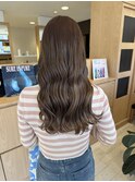 少し暗めのミルクティーベージュ
