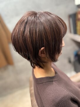 カルムボア(CALME BOITE) ショートボブ