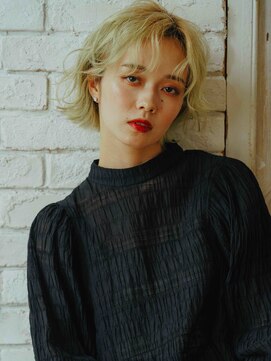 ポイントファイブバイソレイユ 豊橋駅前大通店(.5 by SOLEIL) ハイトーンウェーブスタイル