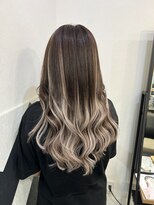 デスト 大宮(DEST) エクステでグラデーション☆