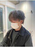 おしゃれメンズ派手髪ハイトーンシルバー/大人短髪