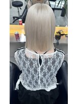 ティティ エッジ(Titi edge)&nbsp;White blond