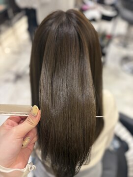 パーマ落としラボ アピッシュ 銀座(apish) パーマ落とし×髪質改善トリートメントで艶ストレートヘアに
