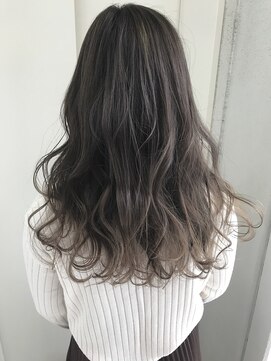 ヘアーデザイン シュシュ(hair design Chou Chou by Yone) 透明感ハイライト&ダークオリーブベージュ♪