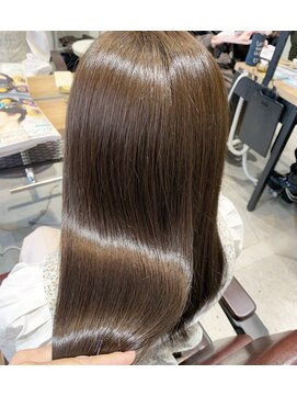 エレナ(elena) 弱酸性縮毛矯正【elena/池袋】