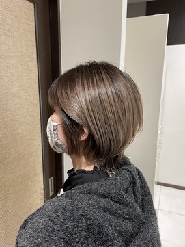 ジャパン ホンテン(JAPAN HONTEN) ウルフショートボブ