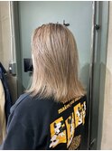 ハイトーンカラー　ブロンドヘアー　ヘルシースタイル