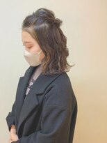 ディア(.eer)&nbsp;前髪ロングさん向き // ハーフアップ × ねじり編み込み