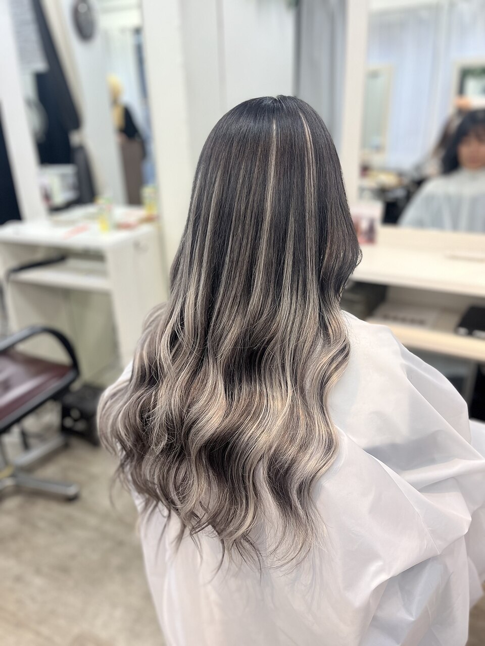 エクステ×バレイヤージュ☆ダメージレスハイトーンカラー