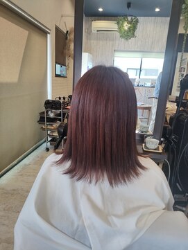 アエラ(aera) ワンカラーでつくるピンクブラウン