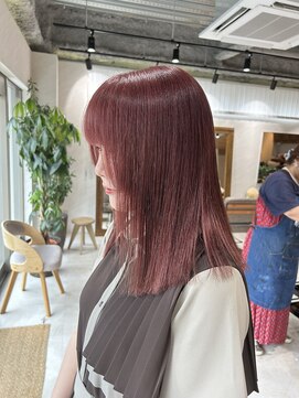 アドア 横浜(ADORE) 【ADORE 横浜】ピンクカラー×切りっぱなしミディアム