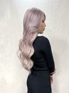 テイス 新宿(TACE) ハイトーンベージュ[ネビージュ/黒髪/小顔/新宿]