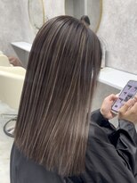 カフネヘアー(Cafune' hair)&nbsp;ストレートでも可愛い♪ベージュハイライト