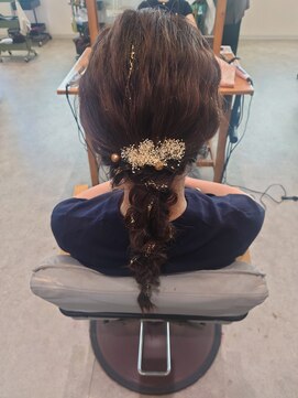 ビスポーク(BESPOKE) 20代30代大人可愛いお呼ばれスタイル編みおろしグレージュ