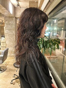 カート バイ デコ(Kurt by DECO) 《竜矢》レイヤーパーマ