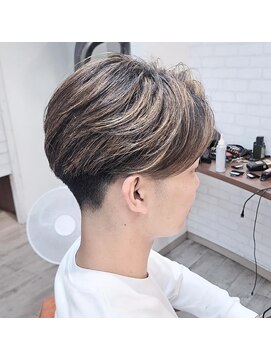ヘアーサロン カヴィエ(hair salon covie) ハイライト　メッシュ　毛流れフェザーショート