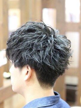 エイル 江坂(Eir) メンズ/メンズカット/メンズパーマ/ニュアンスパーマ/江坂/眉毛