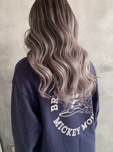 予約殺到！CREAのバレイヤージュカラー☆