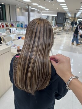 シャルムバイケンジ(Charm.by KENJE) ブリーチ/ブリーチカラー/デザインカラー/ハイライト/銀座