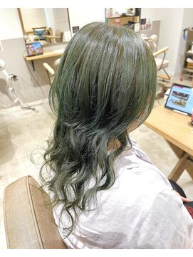 ラピスタ 池袋(Lapista) 韓国ヘアレイヤーカットダブルハイライトカラー【Lapista池袋】
