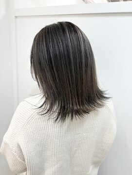 エレノア 立川北口(Eleanor) シャドウルーツ/グラデーション/ママさんカラー