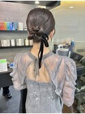 タイトヘア/シニヨン/ベロアリボン/お呼ばれヘア/結婚式