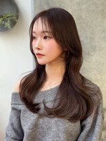 ミリ(mm)&nbsp;くびれが可愛い人気No.1！上品なレイヤーくびれヘア