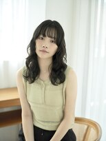キネン バイ ツリー 宇都宮(kinen by tree)&nbsp;ダークグレージュミディアムウェーブのふんわり空気感