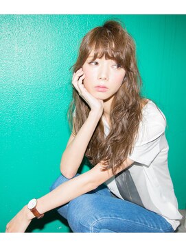 リル(Lilou) 【Lilou】☆Lilou collection☆無造作ウェーブ Lilou