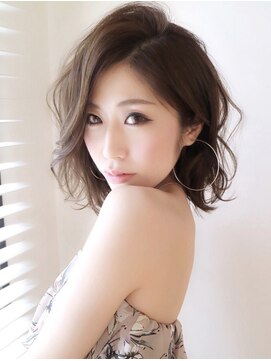 ダルシット(dulcet★★★) 【★★★】ふんわりフェルシー☆いい女ボブ×パールグレージュ