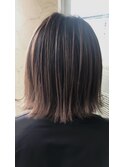 バレイヤージュ×切りっぱなしボブ