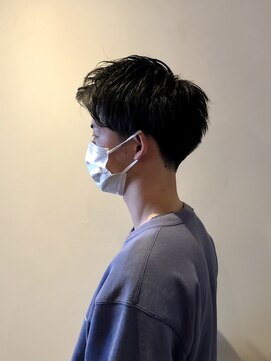 アンダーバーホワイト 広島 並木店(_WHITE) 刈り上げショート