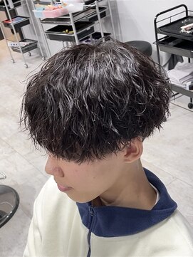 アビールブレ 新潟万代(ABEY LEVRAI) 新潟ツイストスパイラル　新潟メンズパーマ　マッシュパーマ