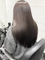 ココ 本八幡(KOKO)&nbsp;#黒髪#小顔#クラゲヘアー#オリーブグレー#ココアベージュ#美髪