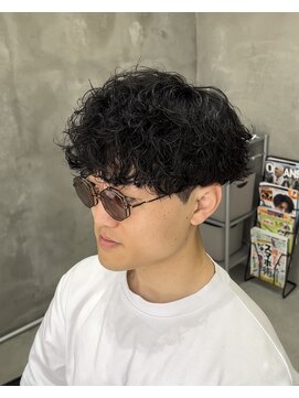 スイッチ(men's SWITCH) 波巻きスパイラルパーマ刈り上げマッシュツーブロック