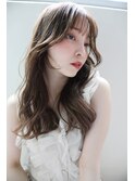 フェイスレイヤーくびれセミロング