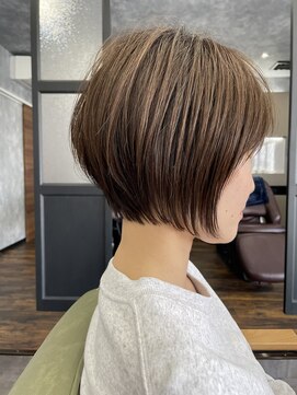 タイ(～tie.) ショートボブ