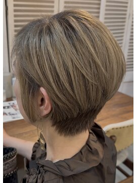 ヘアーアンドメイク グルック(hair&make Gluck) 白髪ぼかしハイライト