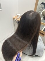 アドラーブル ココロ 新潟(adorable CoCoLo)&nbsp;髪質改善ストレート×透明感カラー！